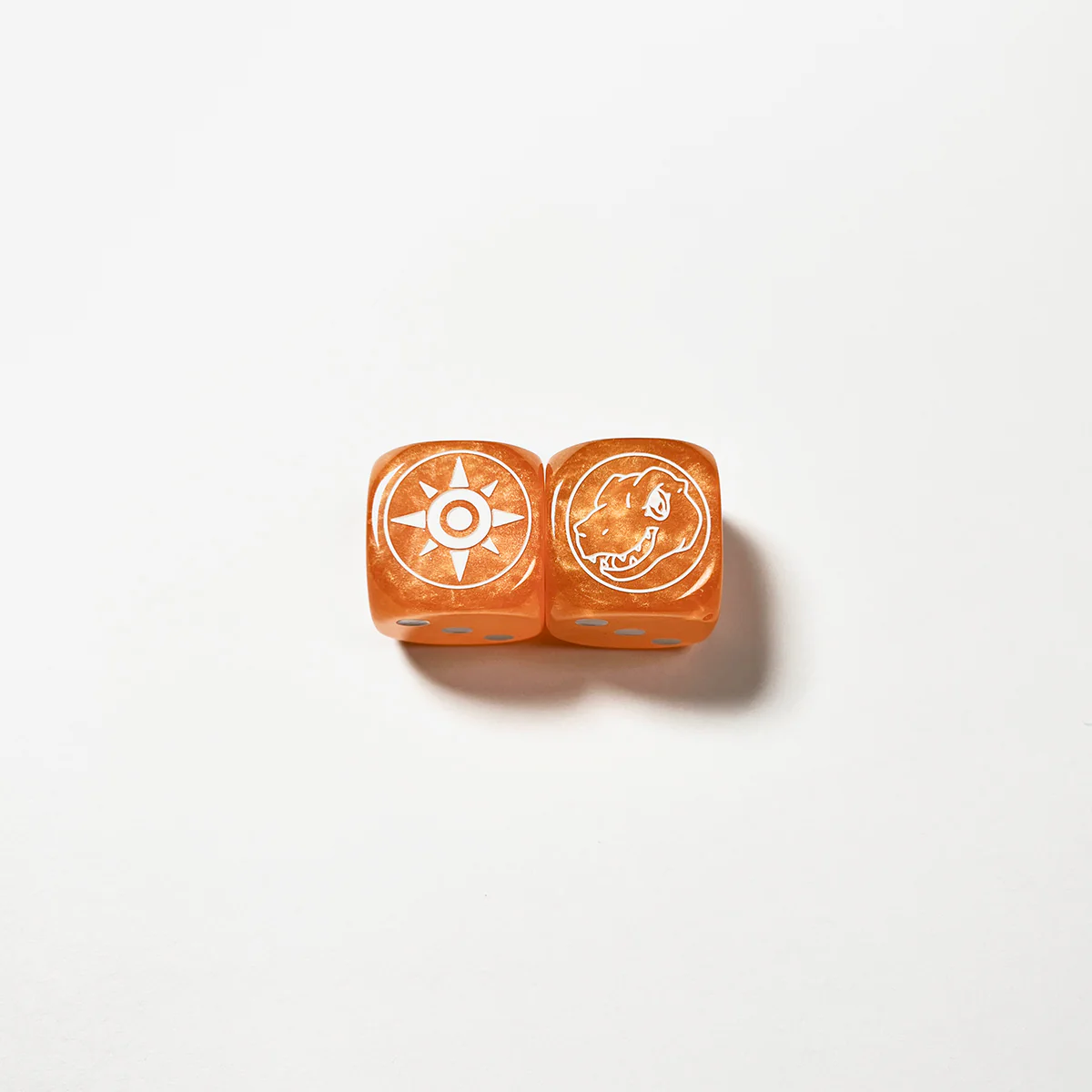 Adventure Crest 20mm Colored Dice - Image 4