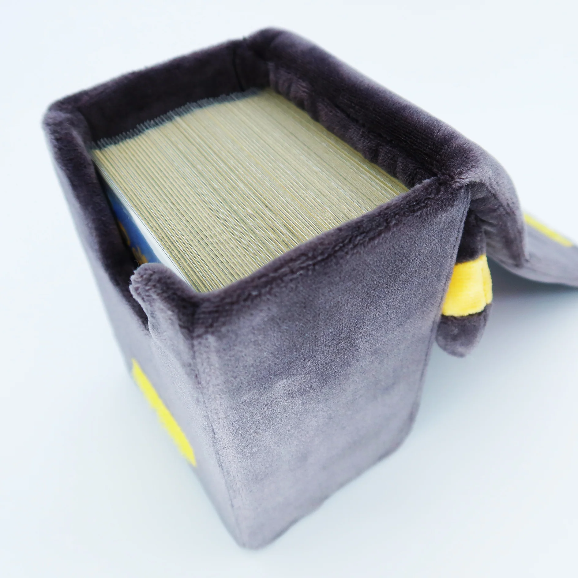Umbreon Plushie Deck Box [Limited Quantities in Stock] - Image 8